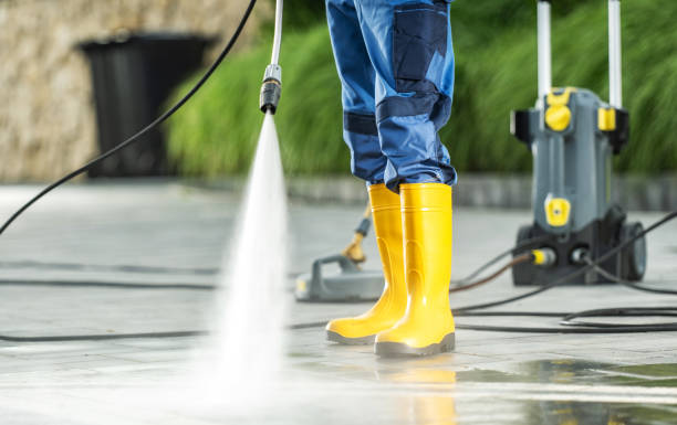 Best Commercial Pressure Washing  in Mackinac Island, MI